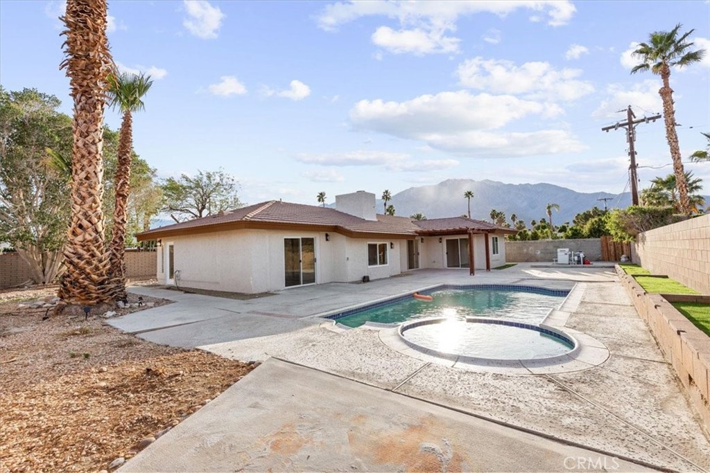 Palm Springs, California, 92262, United States, 3 Bedrooms Bedrooms, ,2 BathroomsBathrooms,Residential,For Sale,1885762
