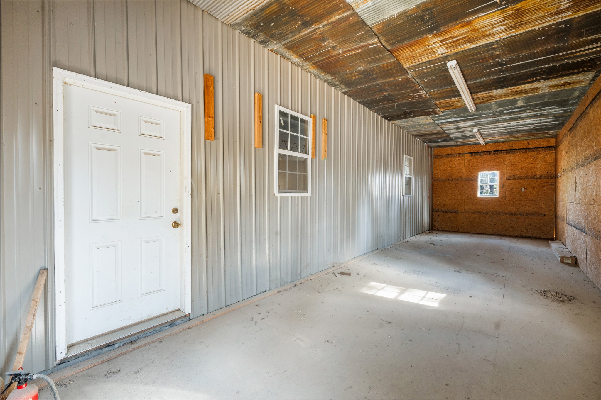 Mc Ewen, Tennessee, 37101, United States, 4 Bedrooms Bedrooms, ,3 BathroomsBathrooms,Residential,For Sale,1982794