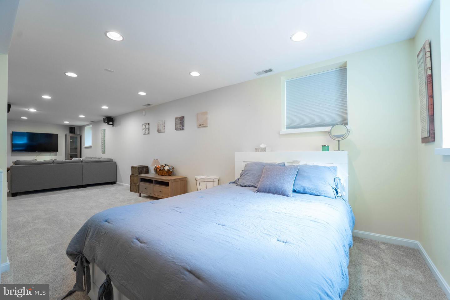 Annapolis, Maryland, 21403, United States, 4 Bedrooms Bedrooms, ,3 BathroomsBathrooms,Residential,For Sale,1988002