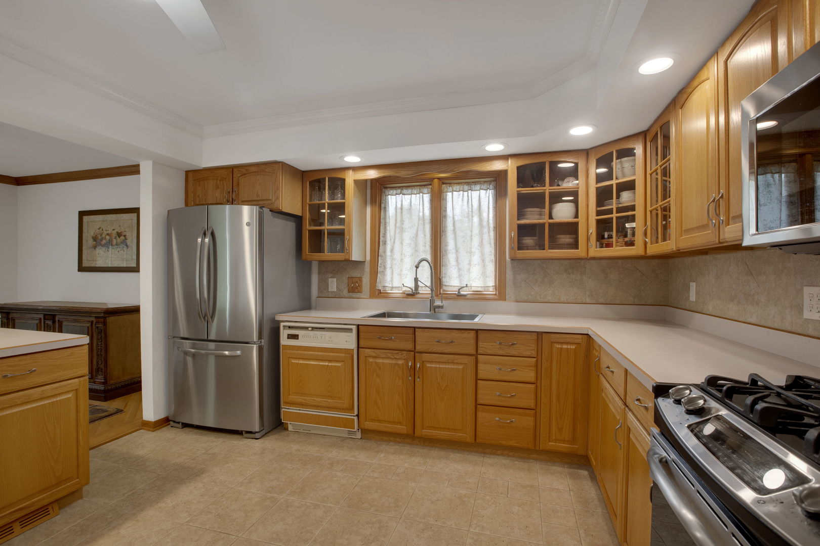Geneva, Illinois, 60134, United States, 4 Bedrooms Bedrooms, ,3 BathroomsBathrooms,Residential,For Sale,1932749