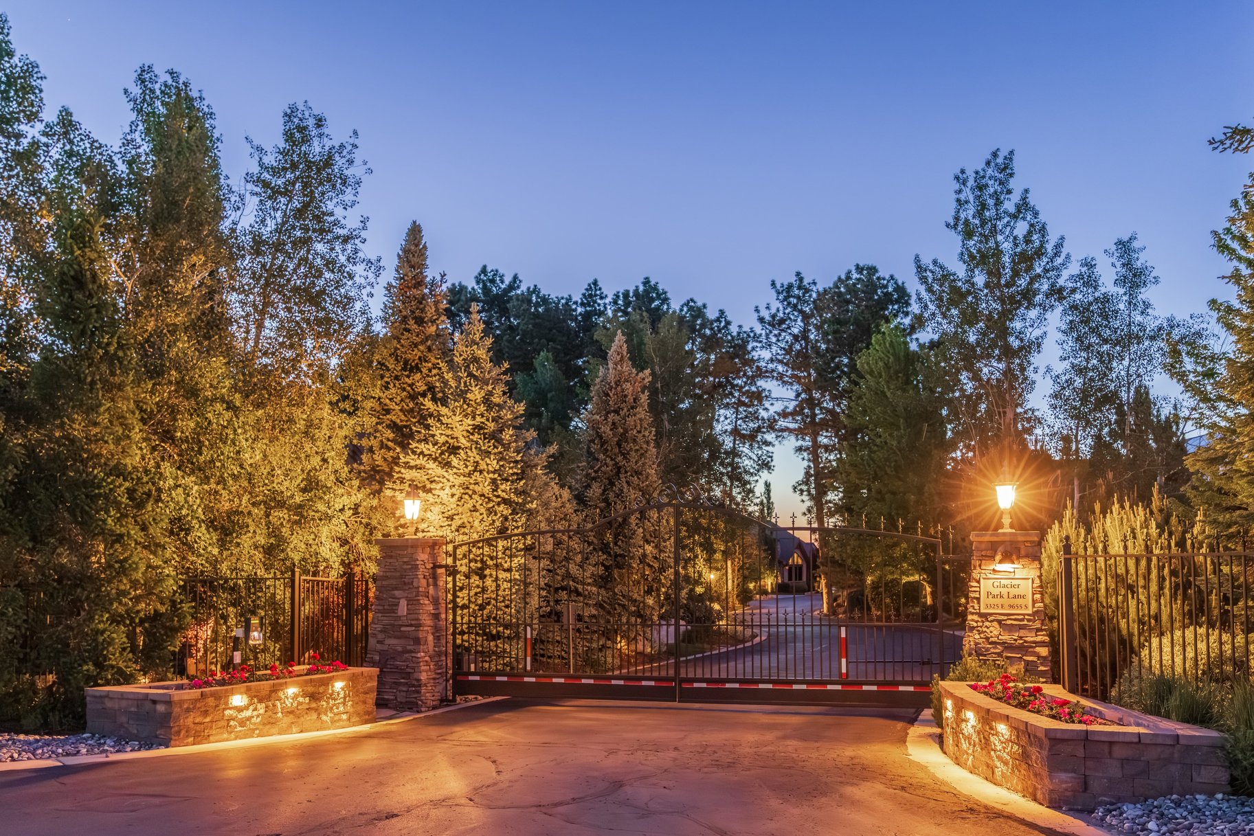  Private Gated Canyon Estate with Resort Grounds & Mountain Luxury - 物件實景