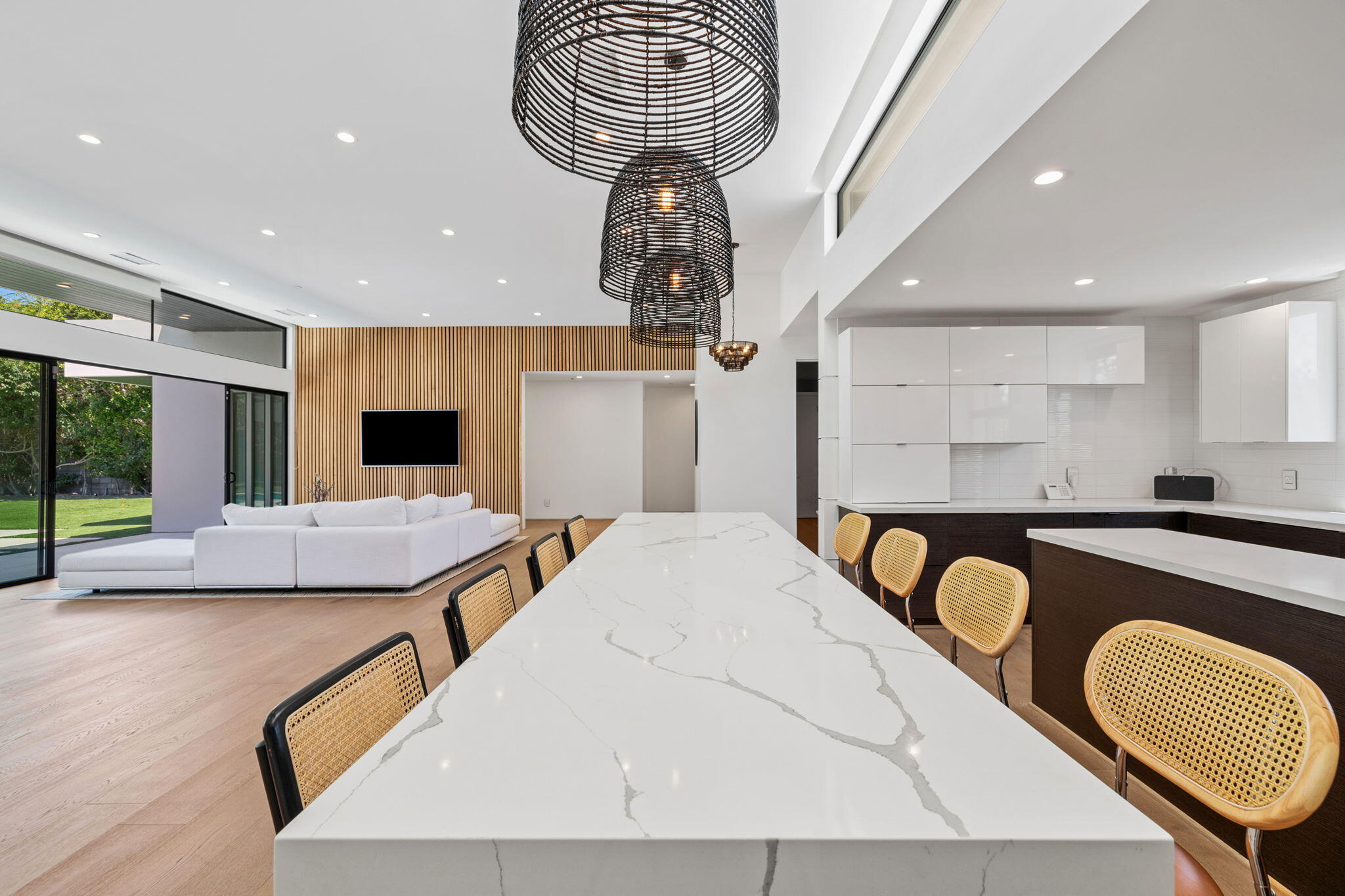 Palm Springs, California, 92262, United States, 5 Bedrooms Bedrooms, ,4 BathroomsBathrooms,Residential,For Sale,1805387