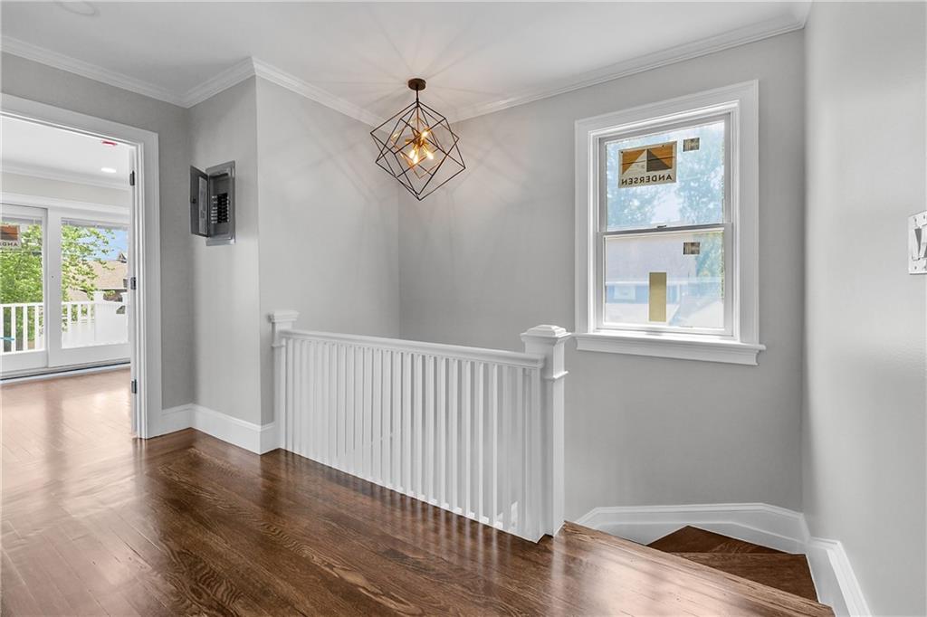 Warwick, Rhode Island, 02889, United States, 3 Bedrooms Bedrooms, ,2 BathroomsBathrooms,Residential,For Sale,1937520