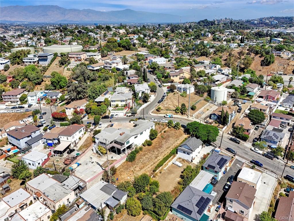 Rialto, California, 92376, United States, 4 Bedrooms Bedrooms, ,2 BathroomsBathrooms,Residential,For Sale,2008589