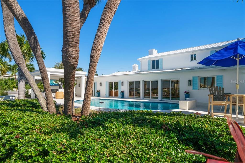 Largo, Florida, 33770, United States, 3 Bedrooms Bedrooms, ,4 BathroomsBathrooms,Residential,For Sale,1989168