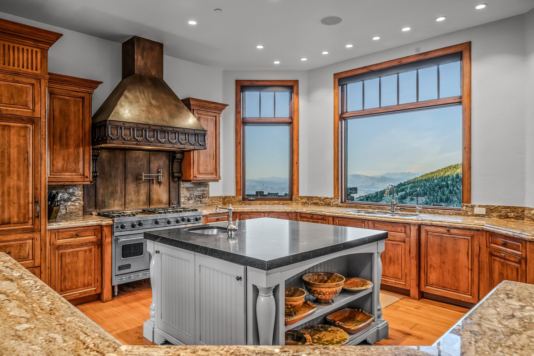  Panoramic Views, Ski-In/Ski-Out, with Private Guest House in Park City - 物件實景
