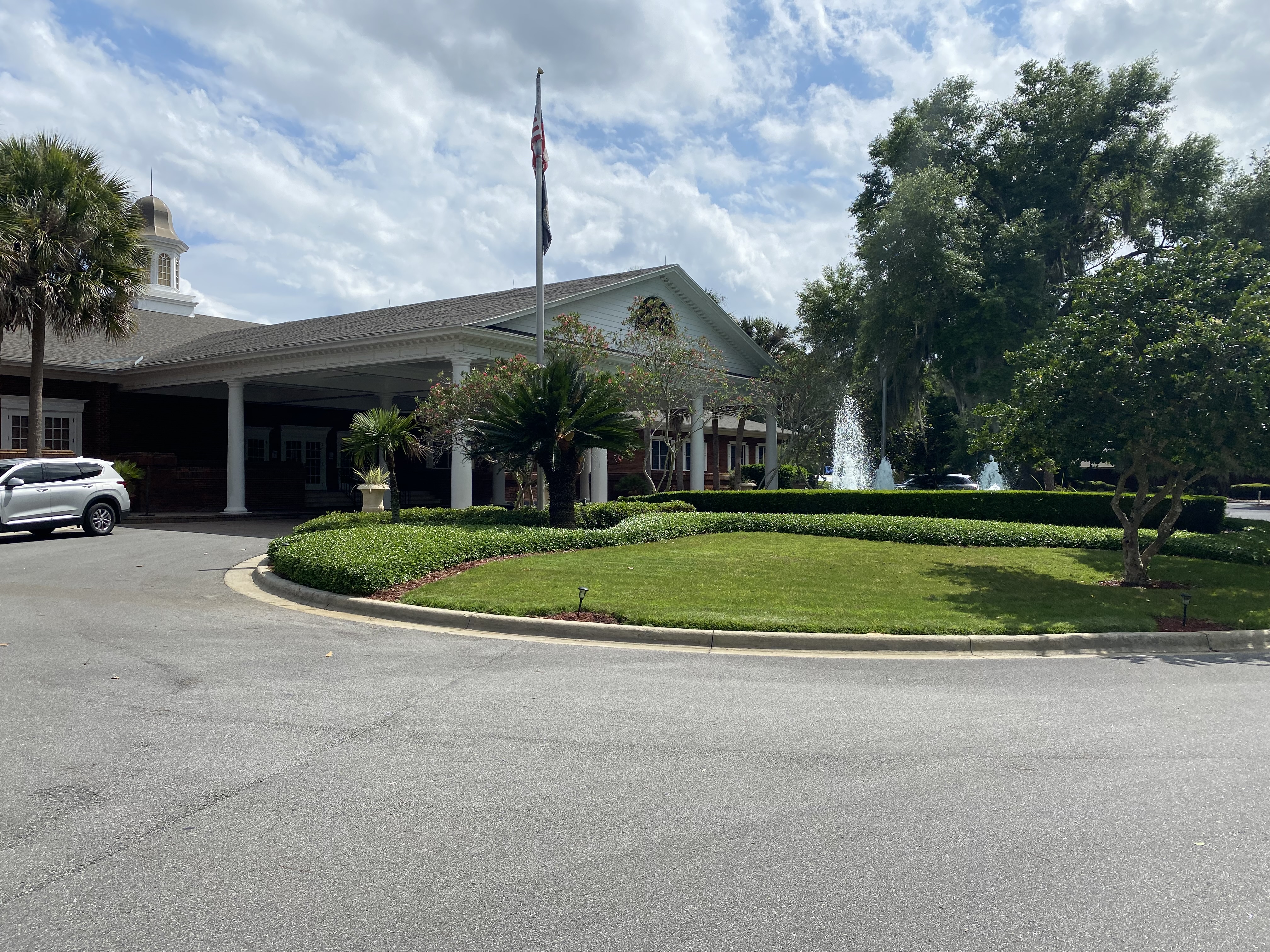 Lady Lake, Florida, 32159, United States, 4 Bedrooms Bedrooms, ,3 BathroomsBathrooms,Residential,For Sale,1945025