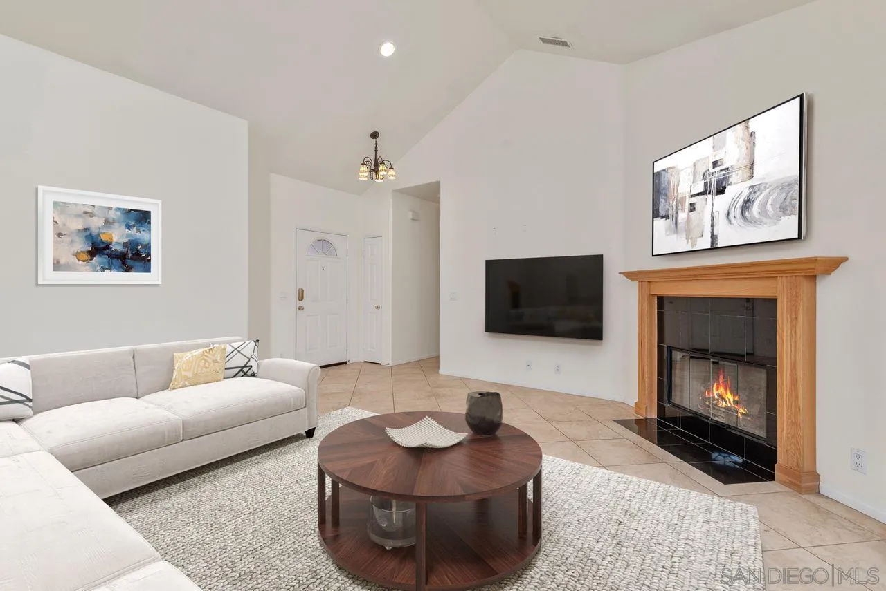 Poway, California, 92064, United States, 3 Bedrooms Bedrooms, ,2 BathroomsBathrooms,Residential,For Sale,1837304