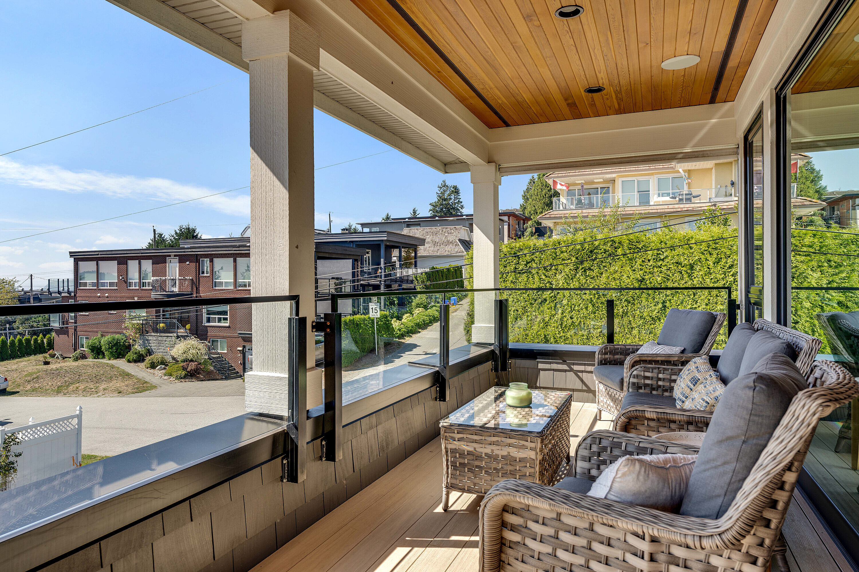  Bespoke Luxury in White Rock - 物件實景