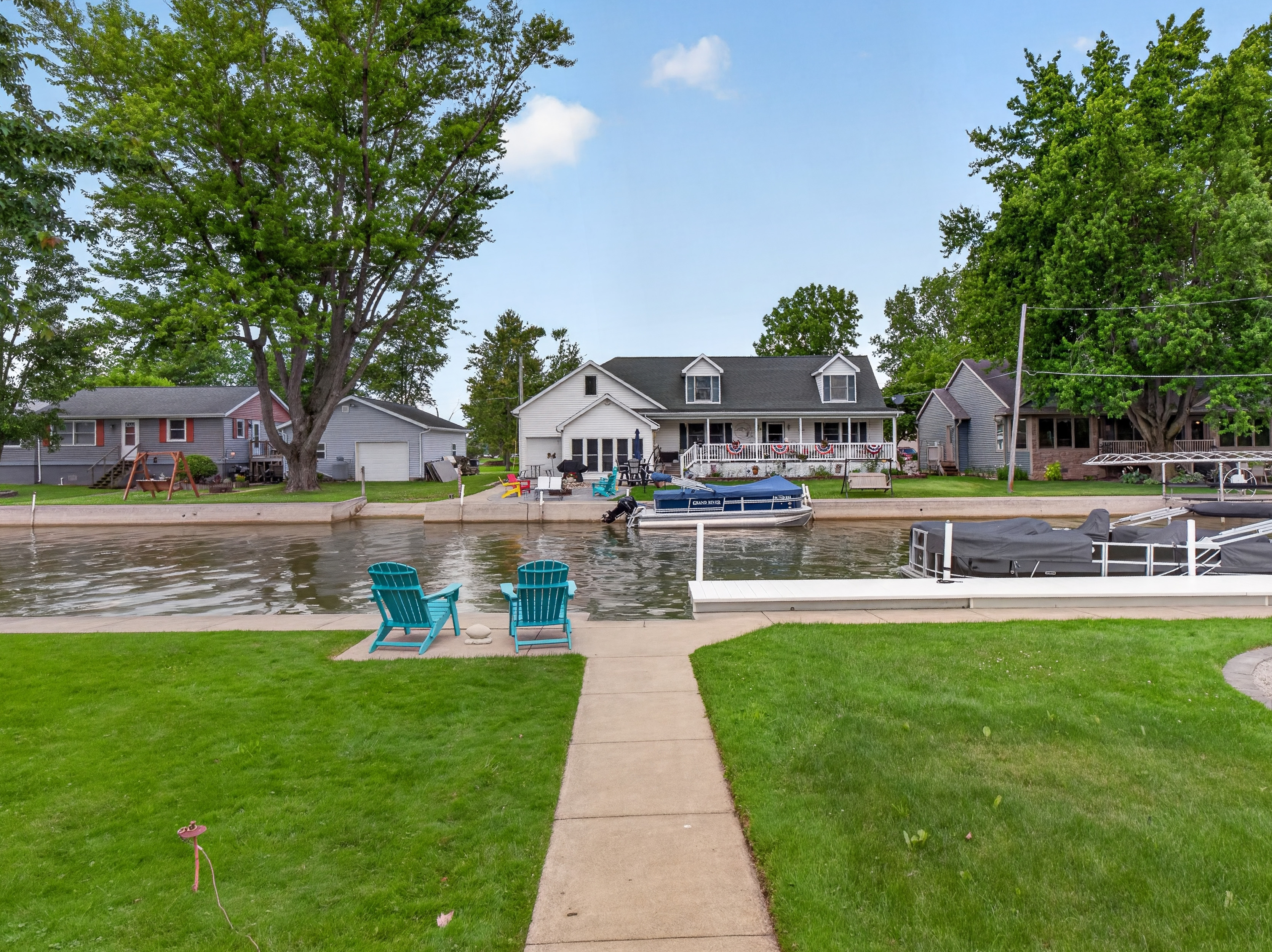  Beautifully Updated Waldron Lake Cottage - 物件實景