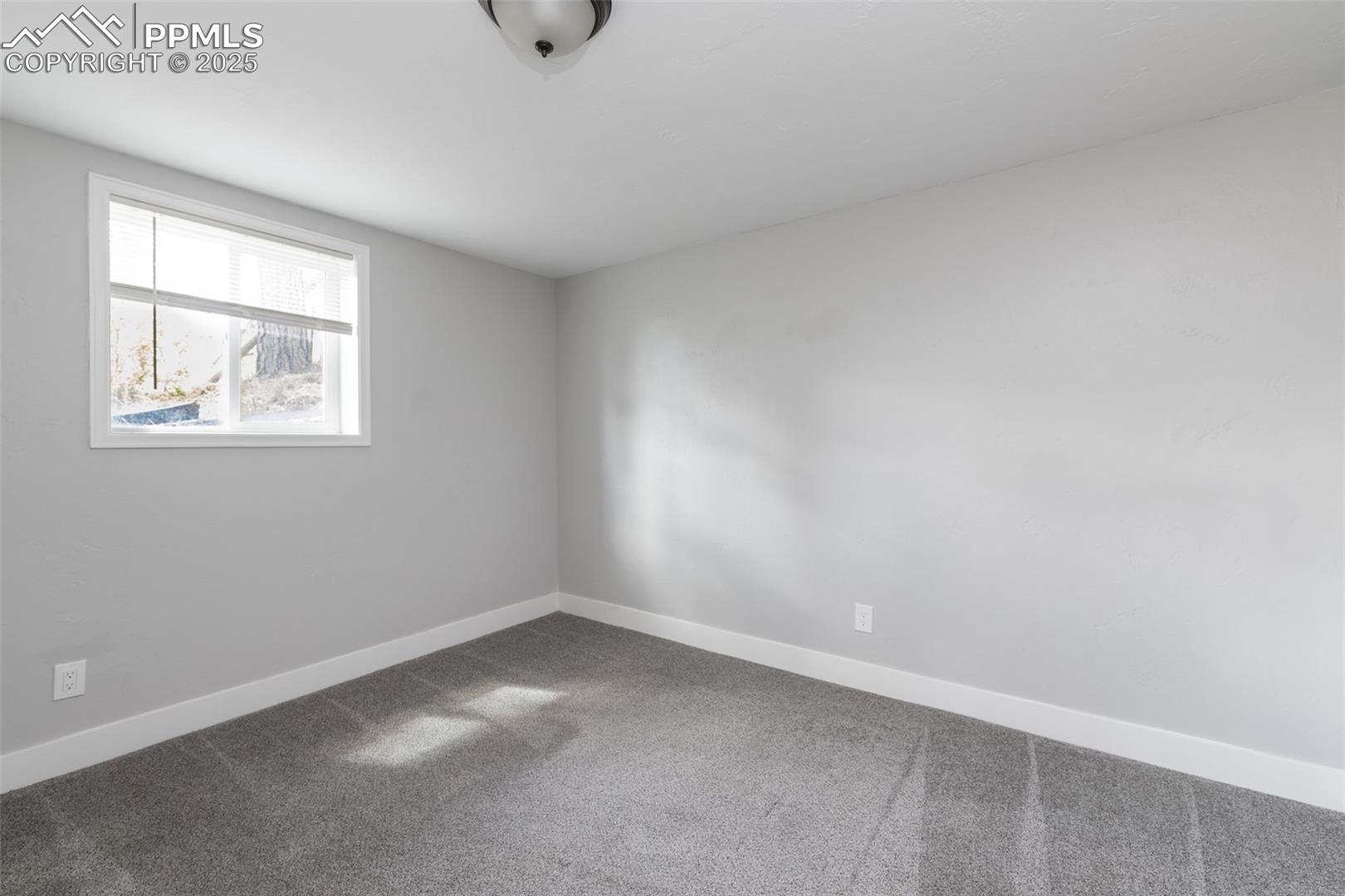 Monument, Colorado, 80132, United States, 4 Bedrooms Bedrooms, ,3 BathroomsBathrooms,Residential,For Sale,1930113