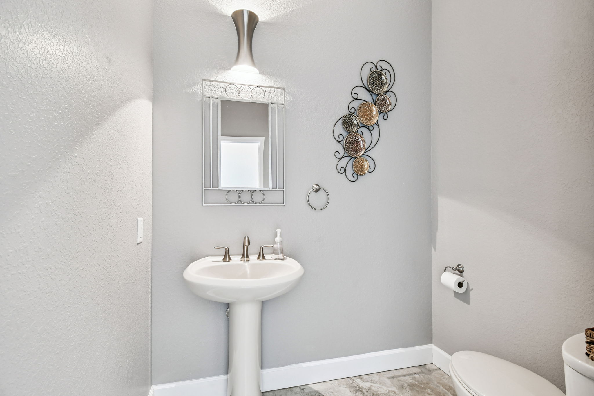 Madeira Beach, Florida, 33708, United States, 6 Bedrooms Bedrooms, ,6 BathroomsBathrooms,Residential,For Sale,1975666