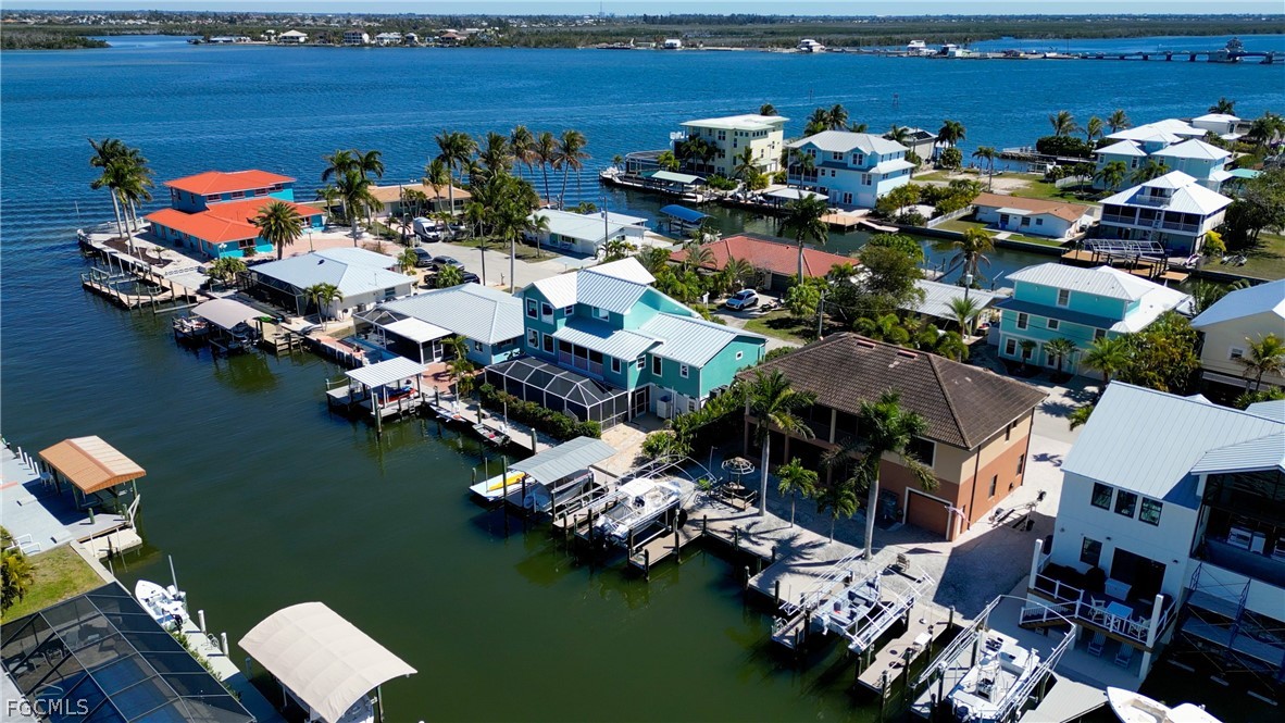 Matlacha, Florida, 33993, United States, 4 Bedrooms Bedrooms, ,3 BathroomsBathrooms,Residential,For Sale,2021819