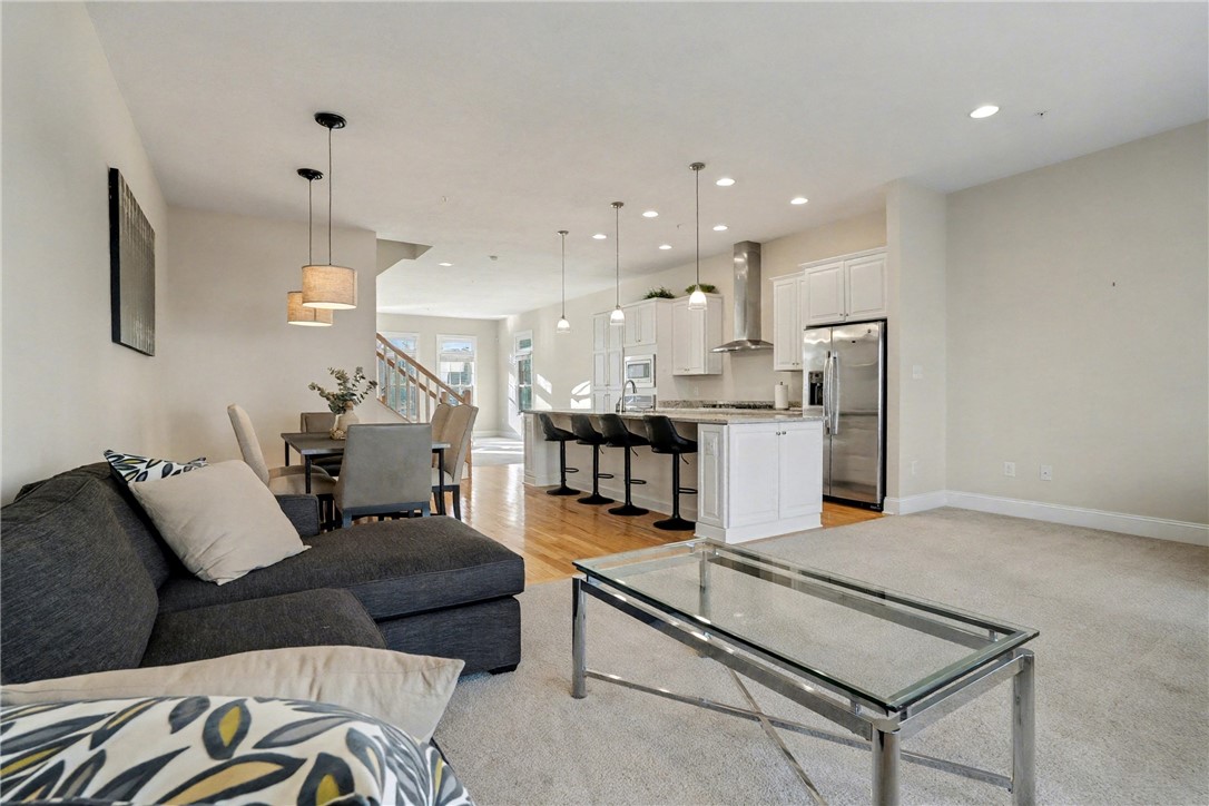 Marshall, Pennsylvania, 16046, United States, 4 Bedrooms Bedrooms, ,4 BathroomsBathrooms,Residential,For Sale,1998104