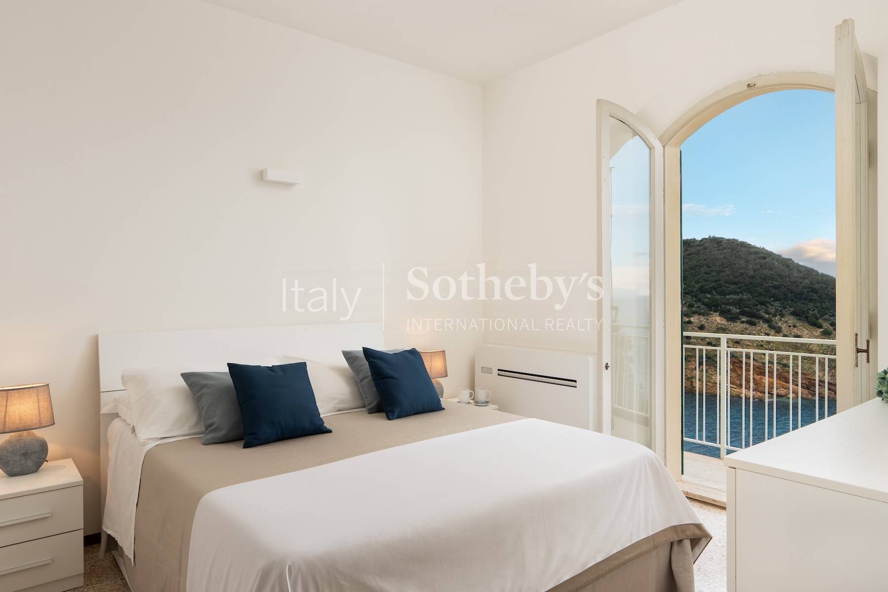  Elegant Villa with Panoramic Sea Views - 物件實景