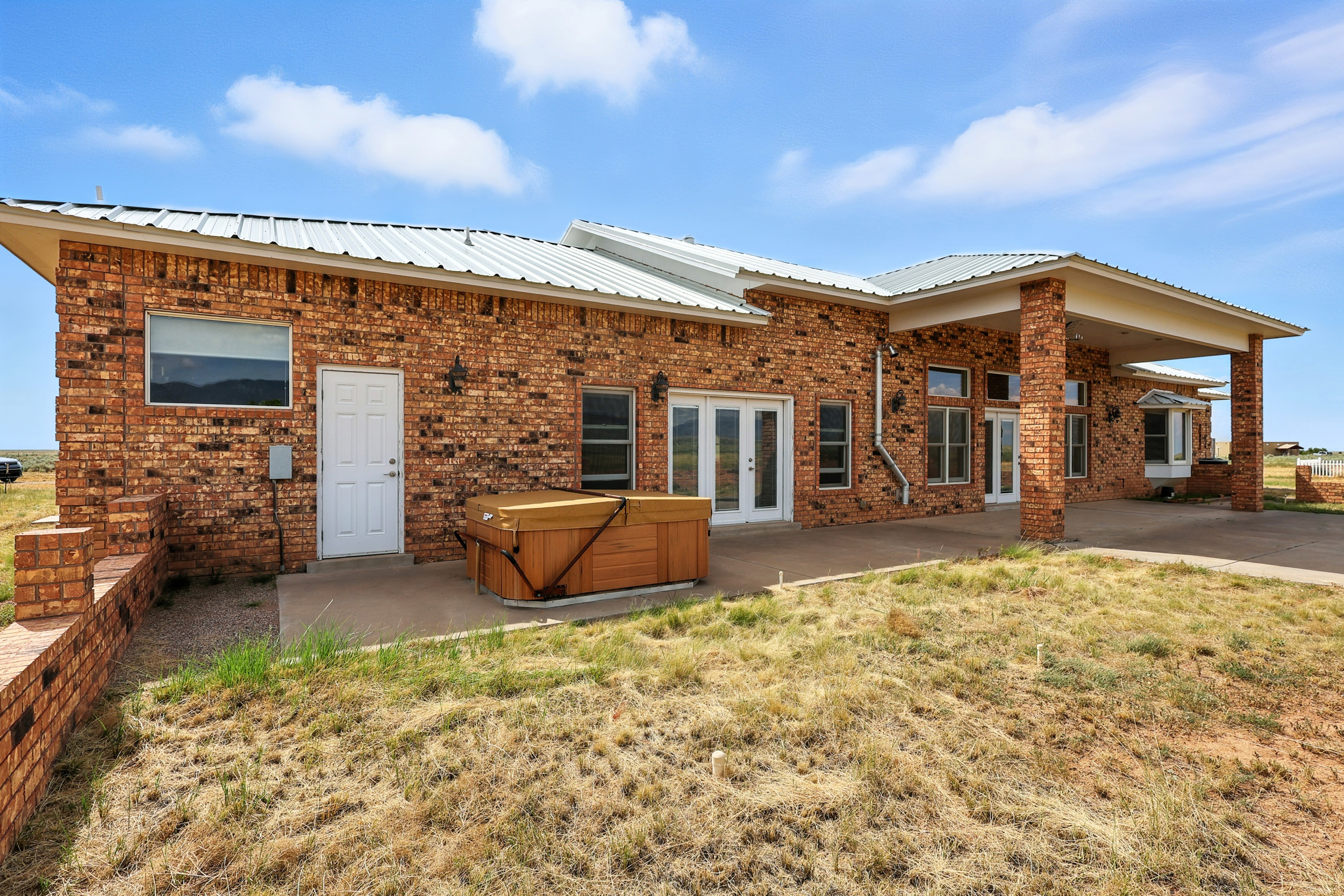 Belen, New Mexico, 87002, United States, 3 Bedrooms Bedrooms, ,3 BathroomsBathrooms,Residential,For Sale,1973805