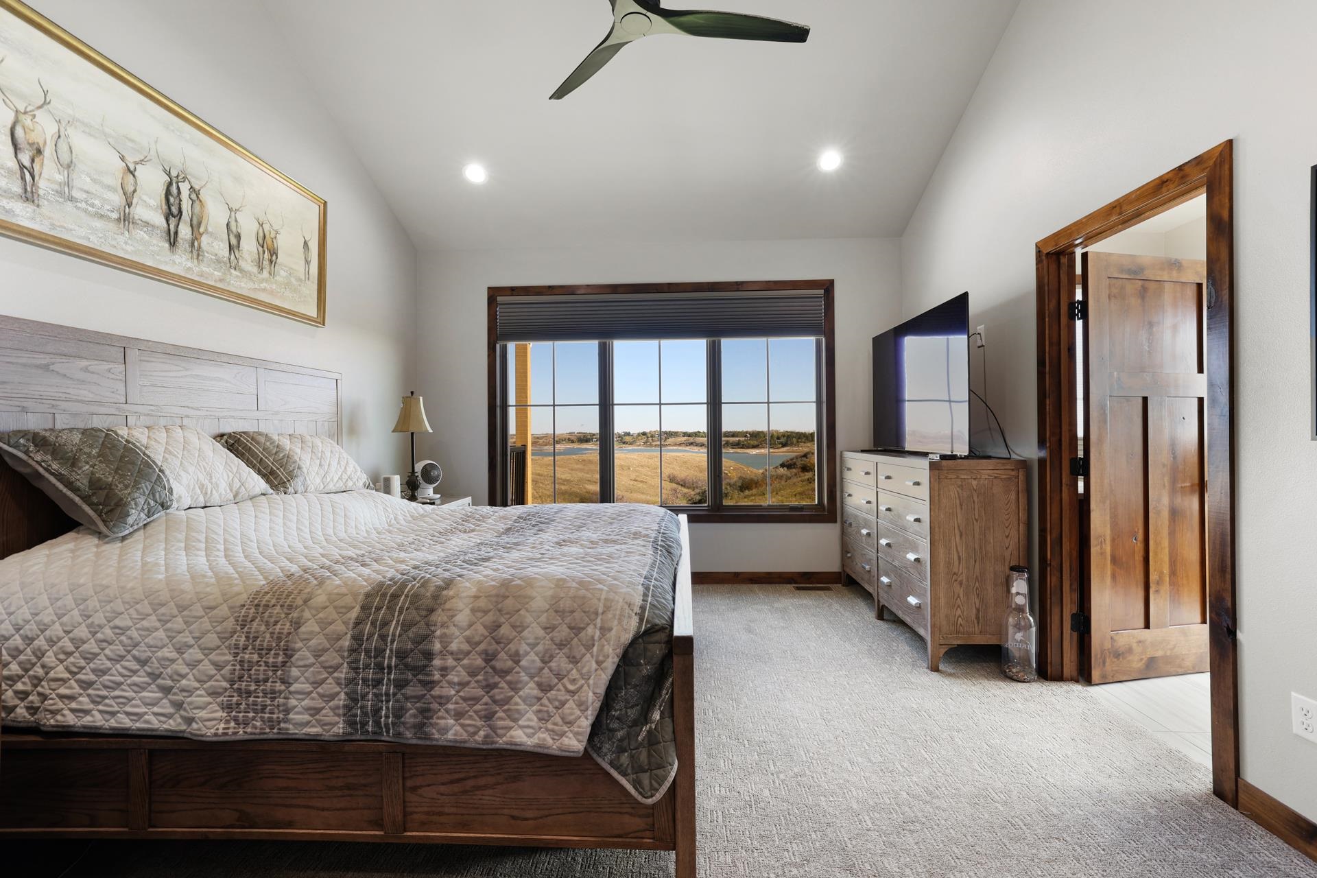 Garrison, North Dakota, 58540, United States, 4 Bedrooms Bedrooms, ,3 BathroomsBathrooms,Residential,For Sale,1975291