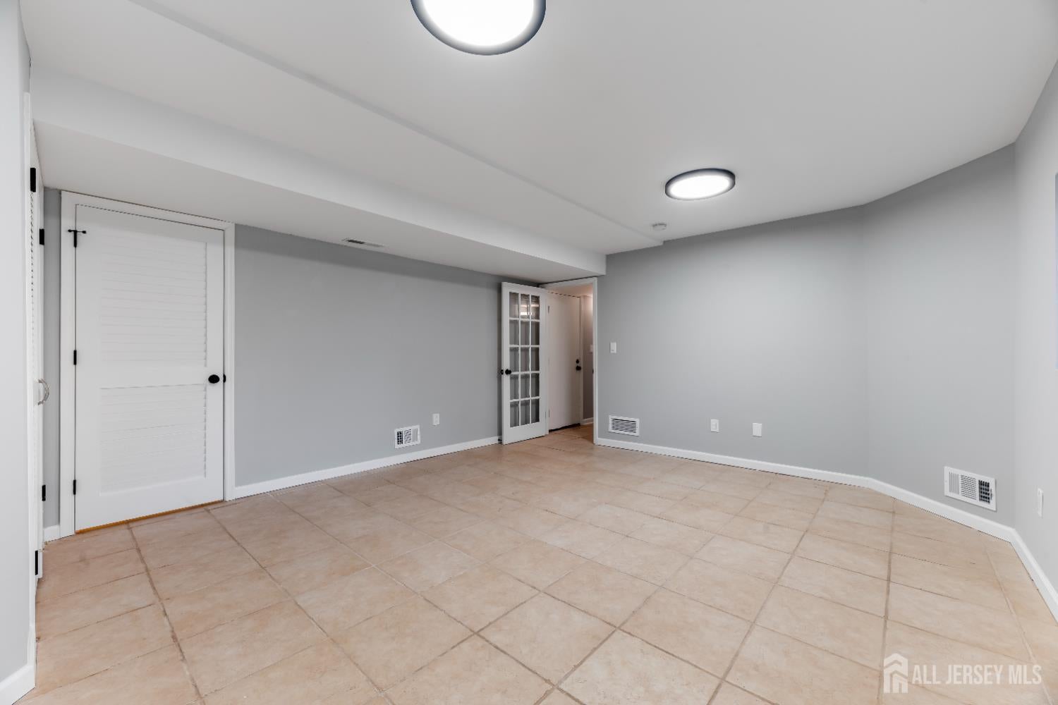 Old Bridge, New Jersey, 08857, United States, 3 Bedrooms Bedrooms, ,3 BathroomsBathrooms,Residential,For Sale,2010346