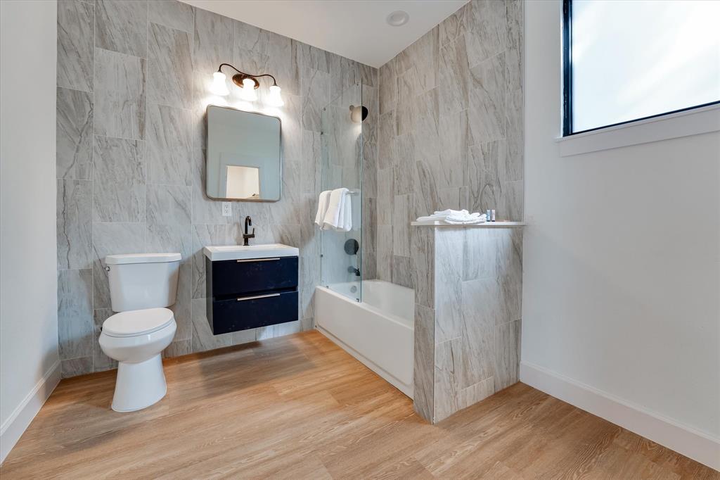 Conroe, Texas, 77303, United States, 3 Bedrooms Bedrooms, ,4 BathroomsBathrooms,Residential,For Sale,1976413