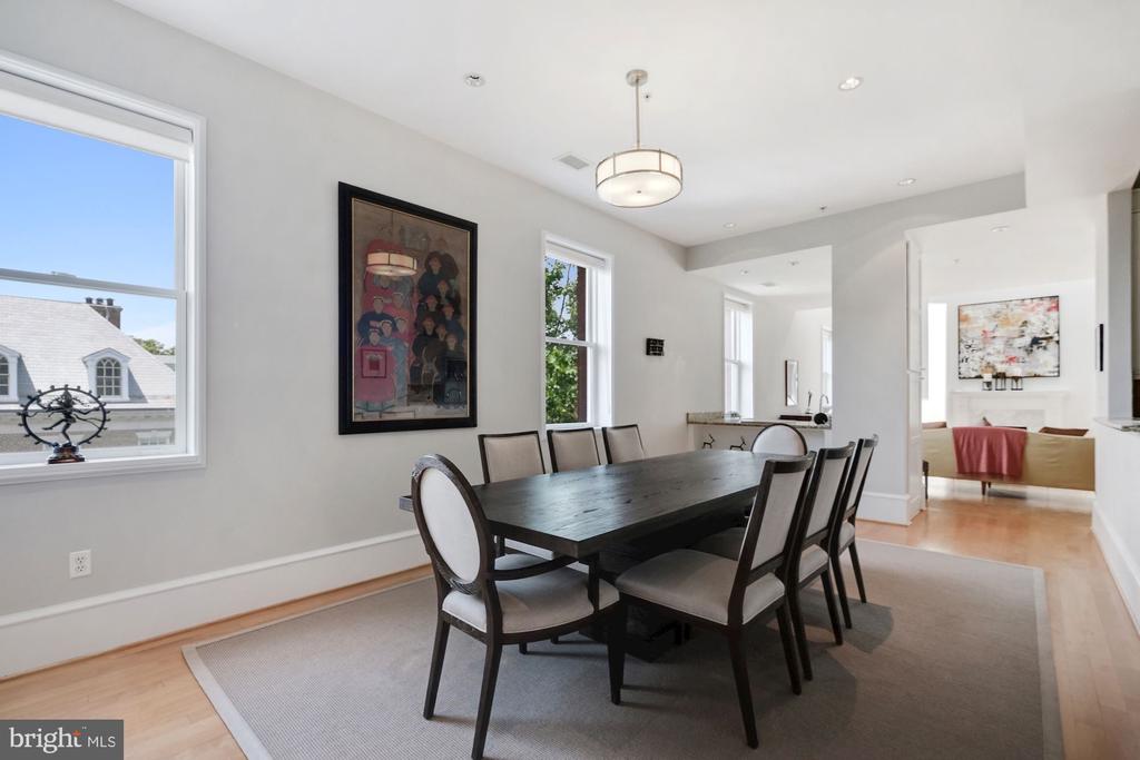 Washington, District of Columbia, 20009, United States, 3 Bedrooms Bedrooms, ,3 BathroomsBathrooms,Residential,For Sale,2027889