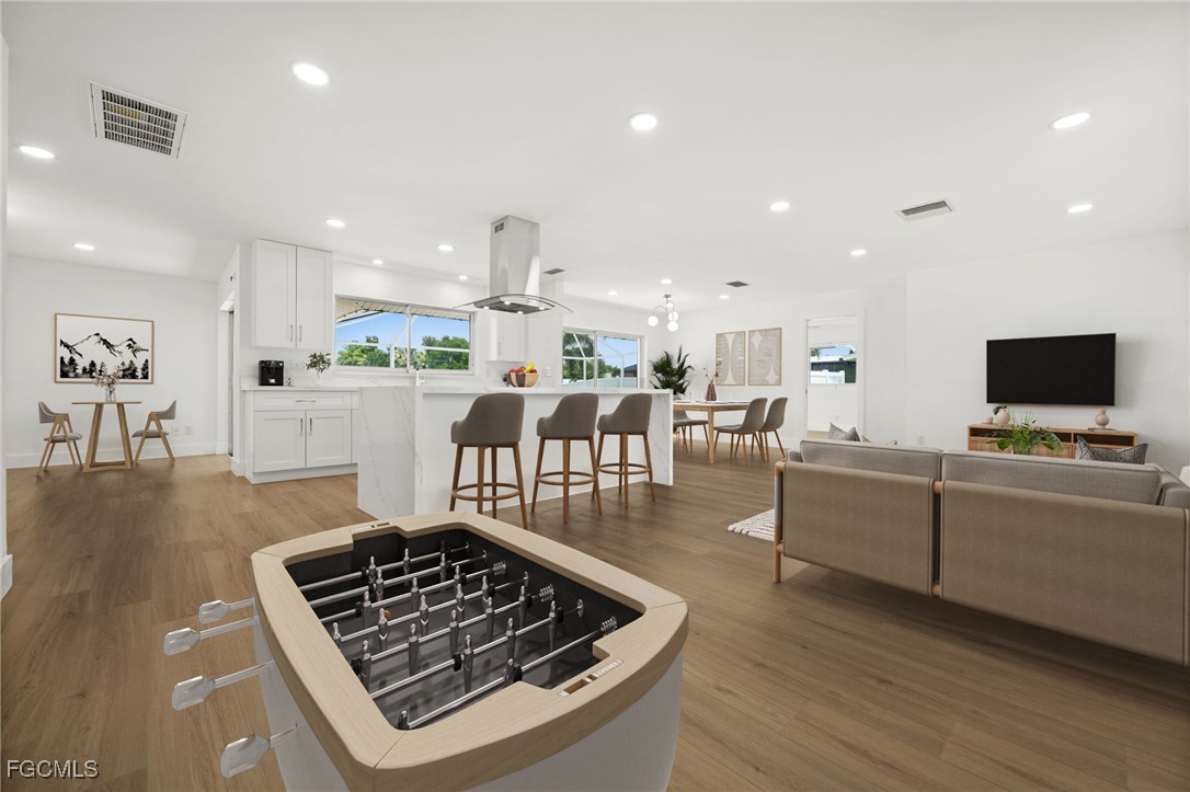 Cape Coral, Florida, 33904, United States, 4 Bedrooms Bedrooms, ,3 BathroomsBathrooms,Residential,For Sale,1975138