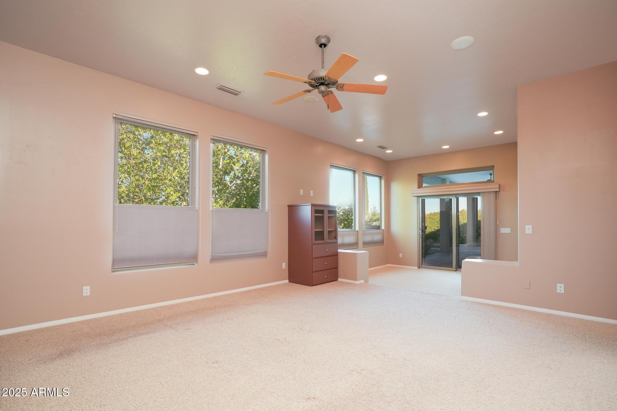 Cottonwood, Arizona, 86326, United States, 3 Bedrooms Bedrooms, ,3 BathroomsBathrooms,Residential,For Sale,1992035