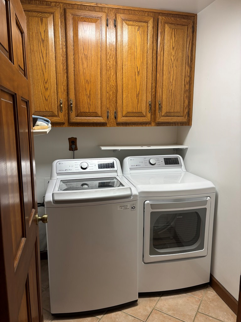 Machipongo, Virginia, 23405, United States, 3 Bedrooms Bedrooms, ,3 BathroomsBathrooms,Residential,For Sale,2003138