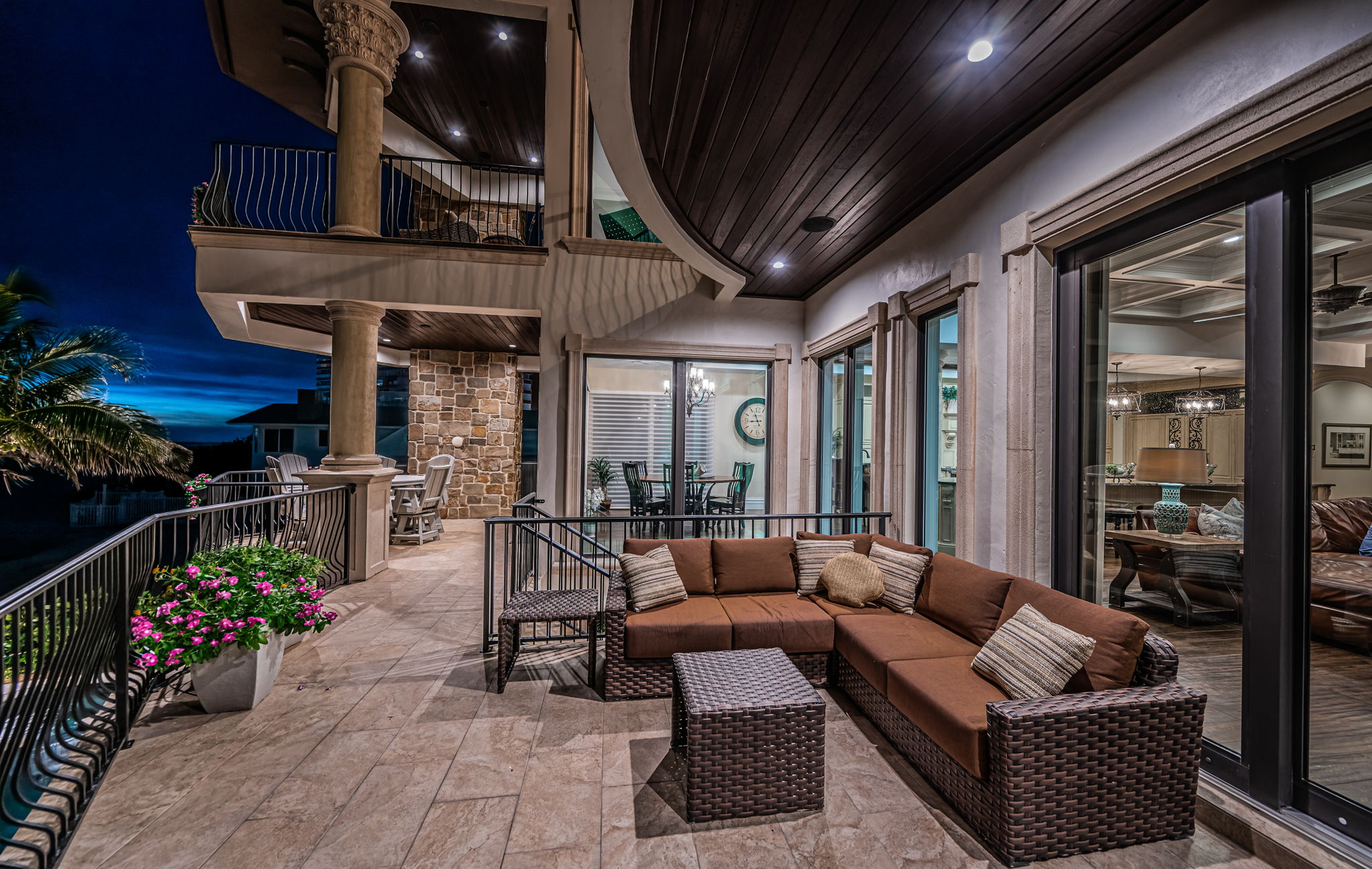 Redington Shores, Florida, 33708, United States, 5 Bedrooms Bedrooms, ,6 BathroomsBathrooms,Residential,For Sale,1921894