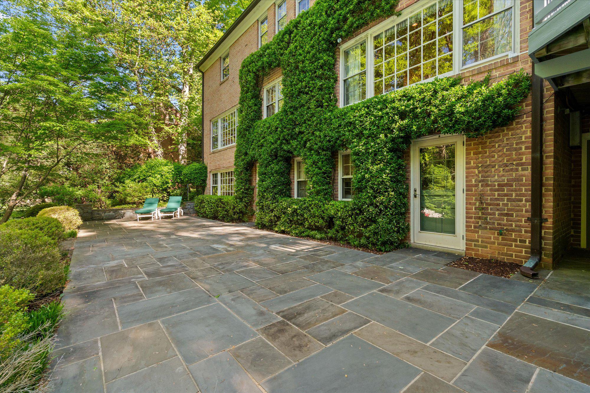  7030 Longwood Drive, Bethesda, MD 20817 - 物件實景