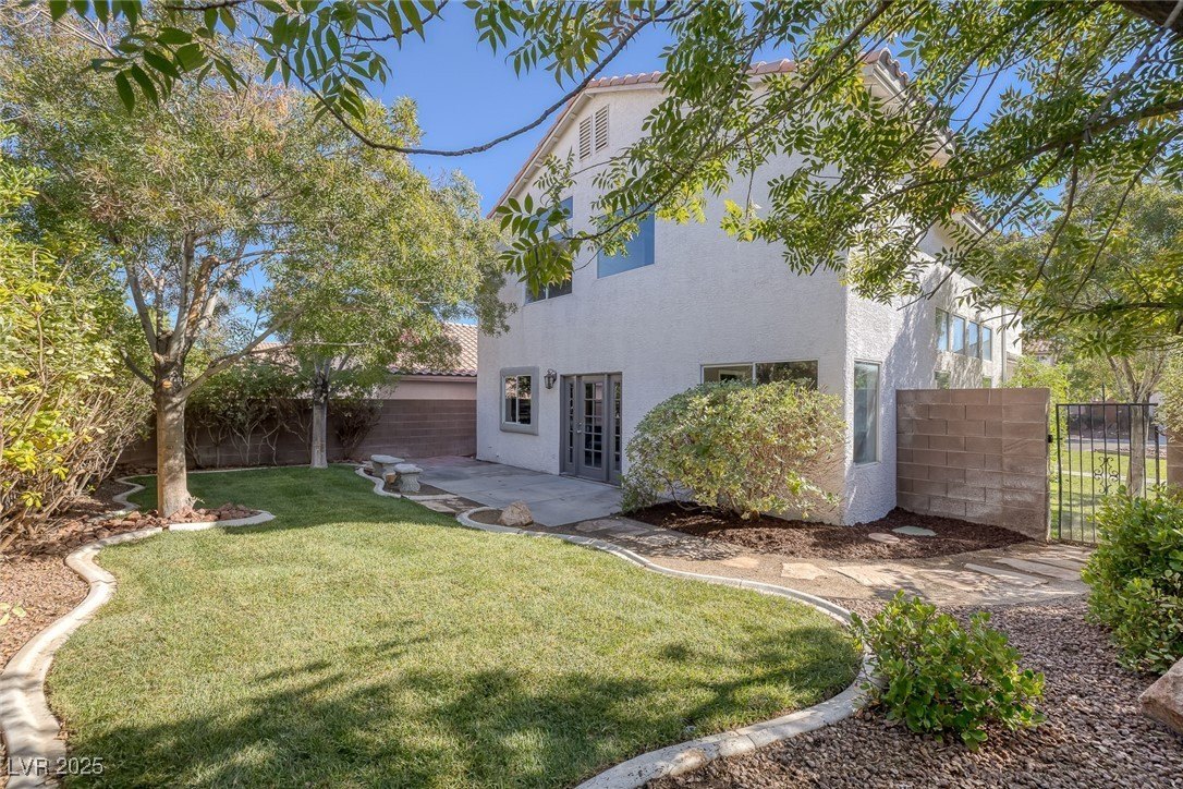 Las Vegas, Nevada, 89117, United States, 4 Bedrooms Bedrooms, ,3 BathroomsBathrooms,Residential,For Sale,1978159