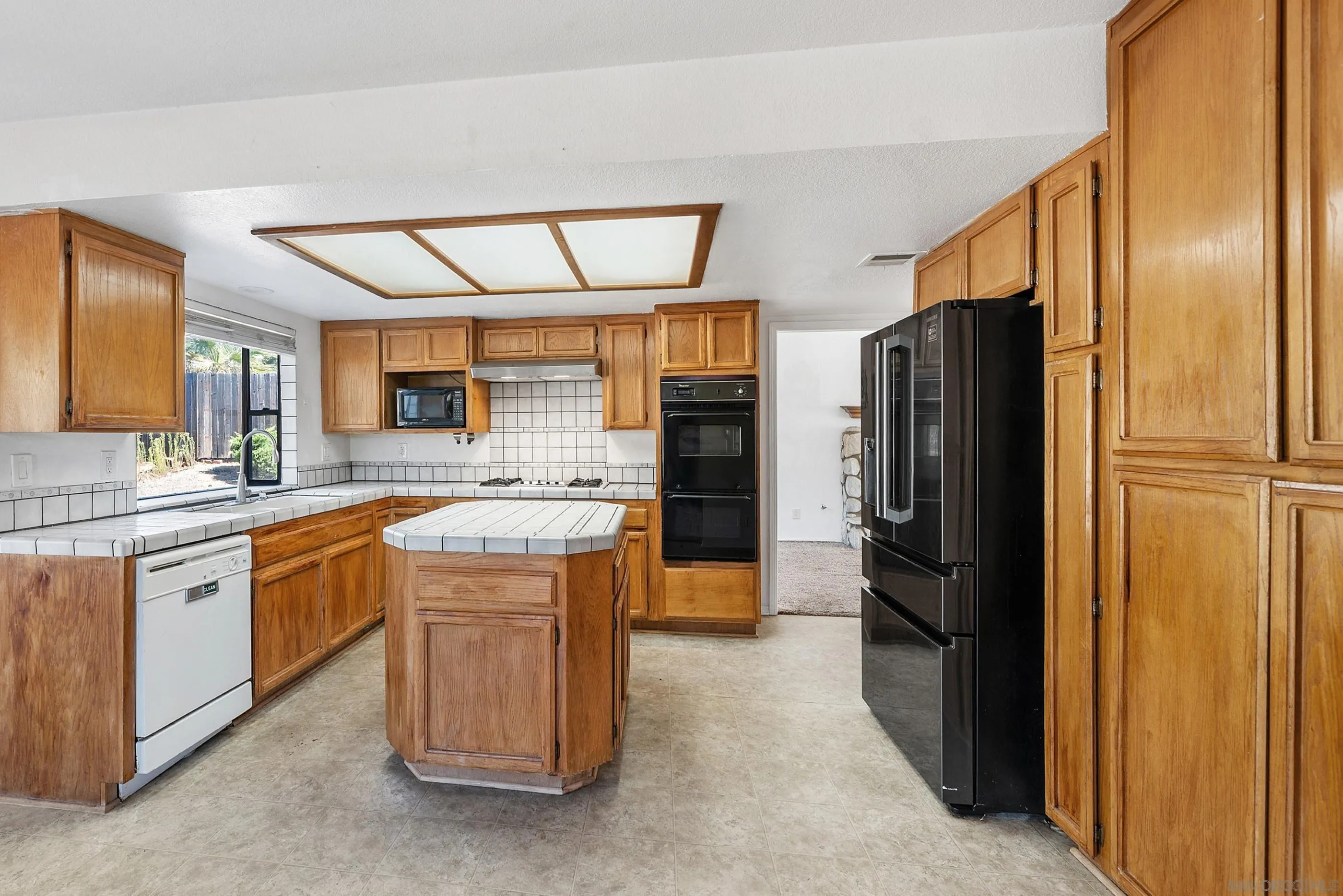 Ramona, California, 92065, United States, 4 Bedrooms Bedrooms, ,3 BathroomsBathrooms,Residential,For Sale,1985342