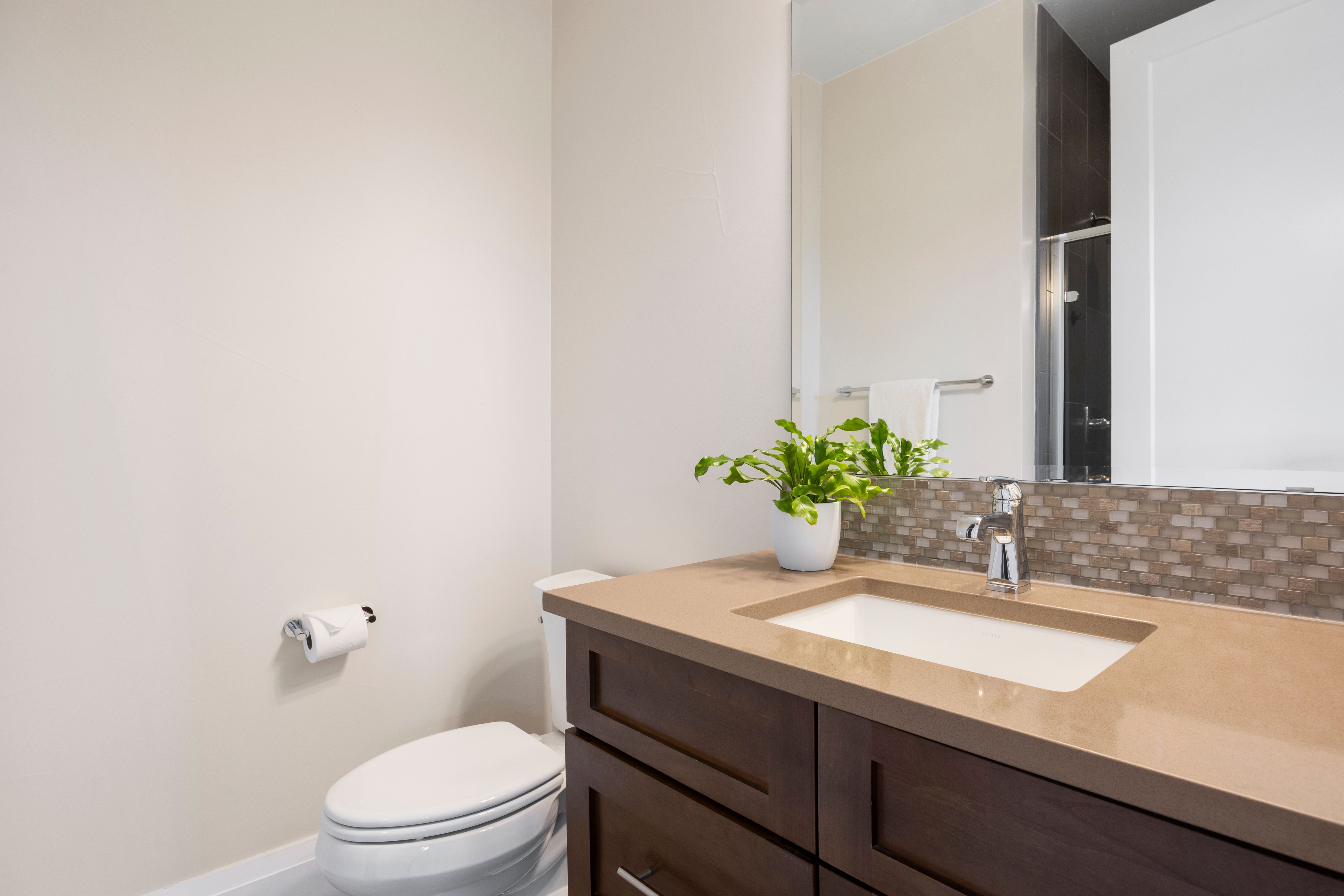  Exceptional Contemporary Move-In Ready Designed For Modern Living - 物件實景