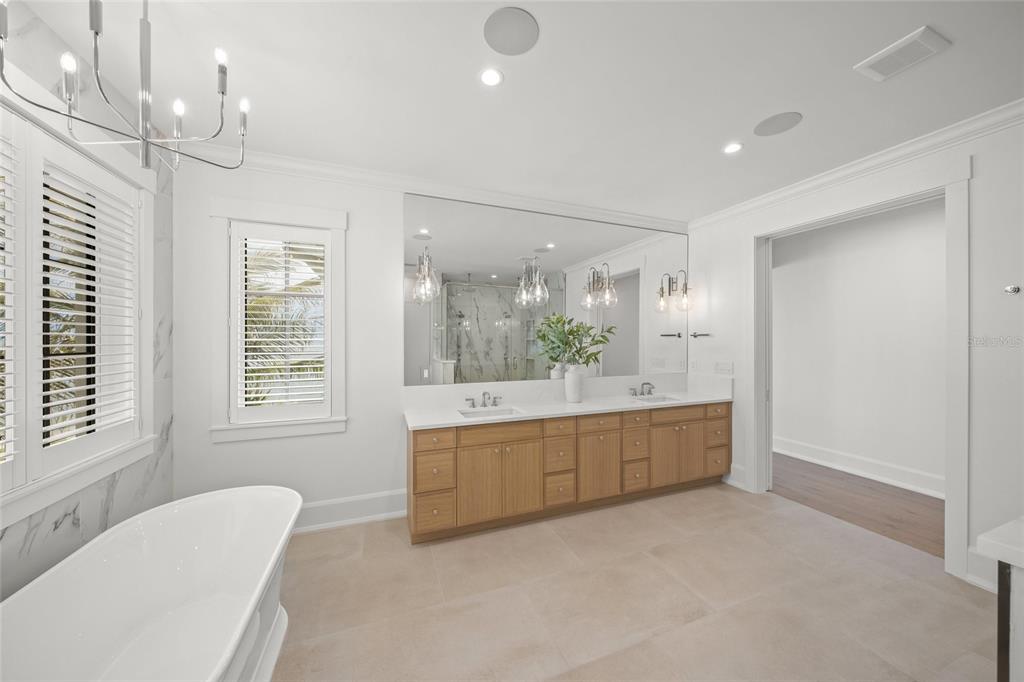 Holmes Beach, Florida, 34217, United States, 5 Bedrooms Bedrooms, ,8 BathroomsBathrooms,Residential,For Sale,1759059