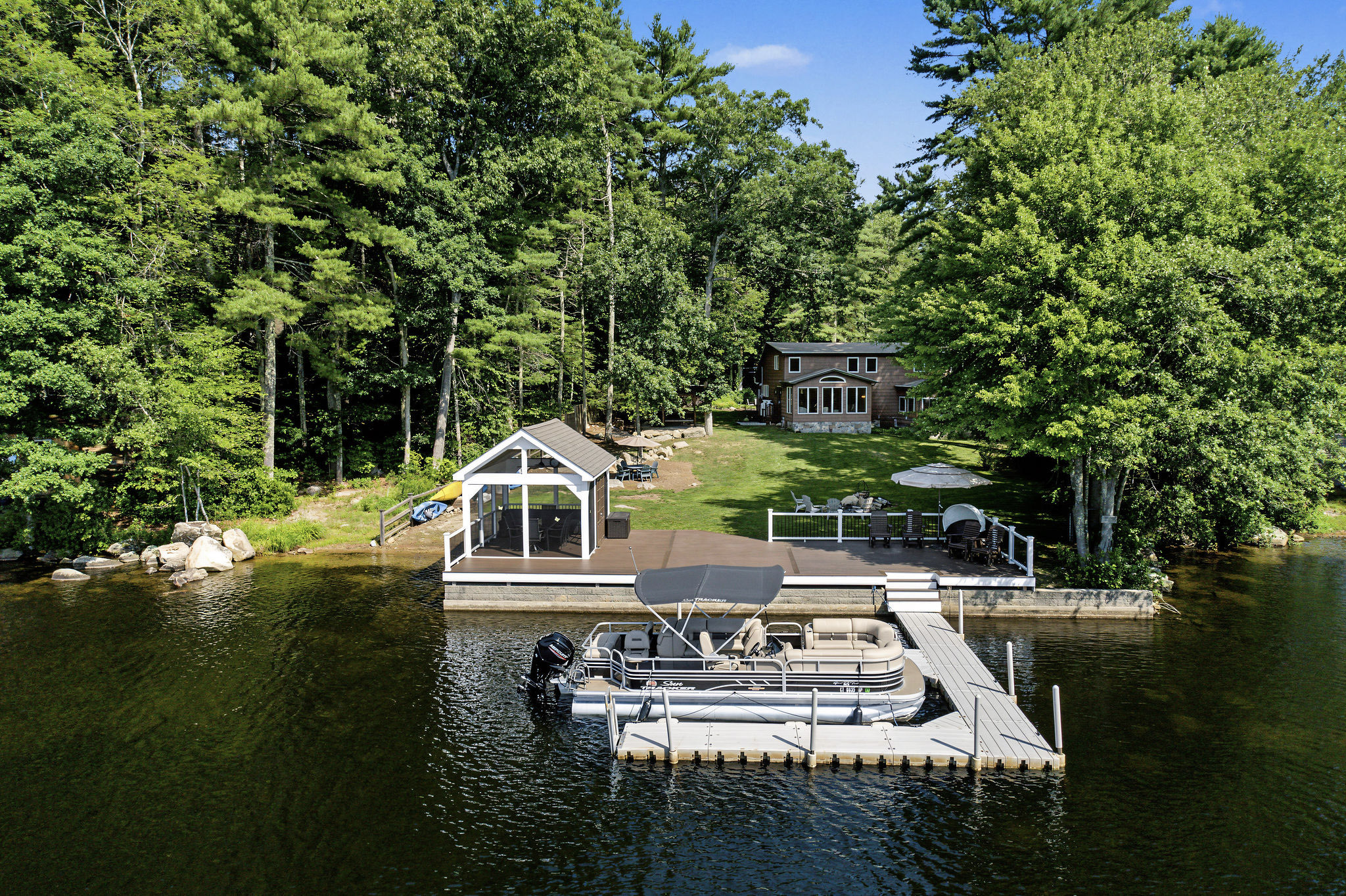  Welcome to Beach Pond