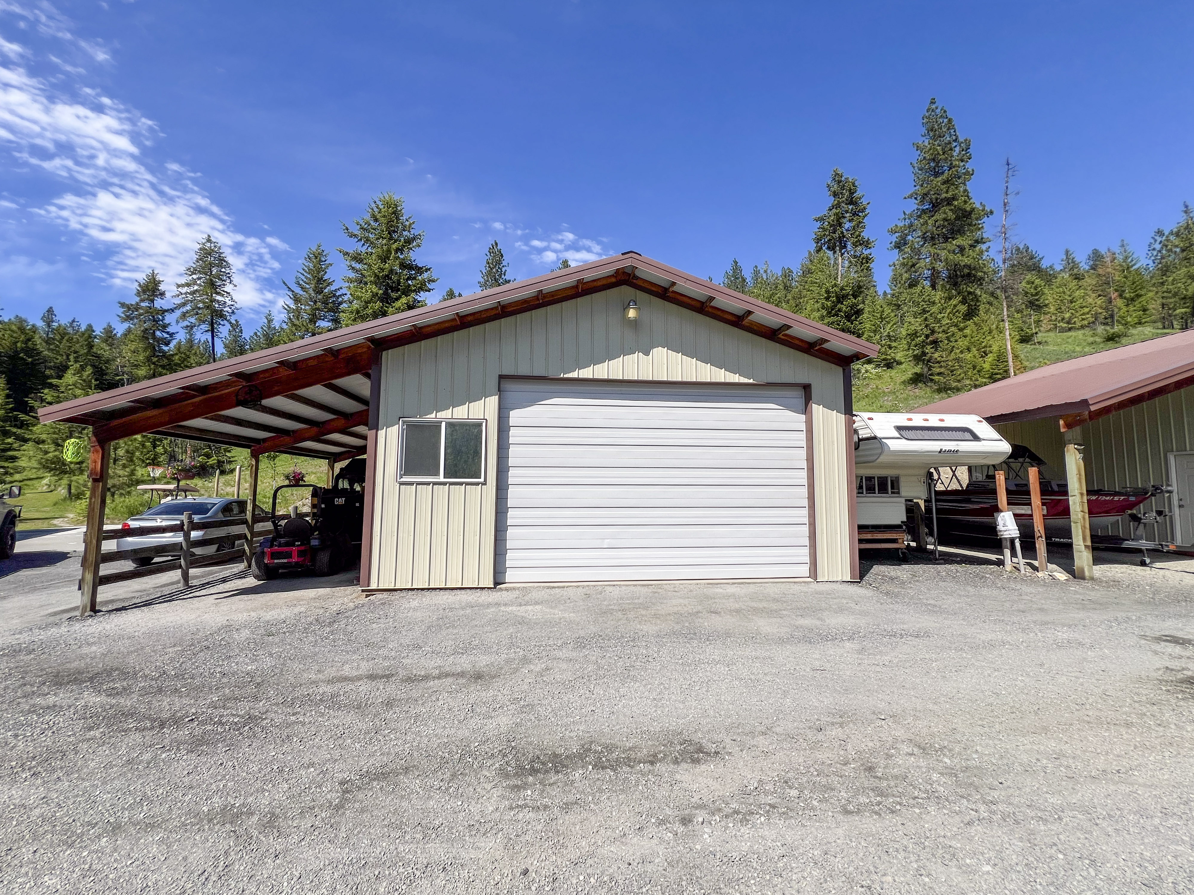 Colville, Washington, 99114, United States, 2 Bedrooms Bedrooms, ,2 BathroomsBathrooms,Residential,For Sale,1928739