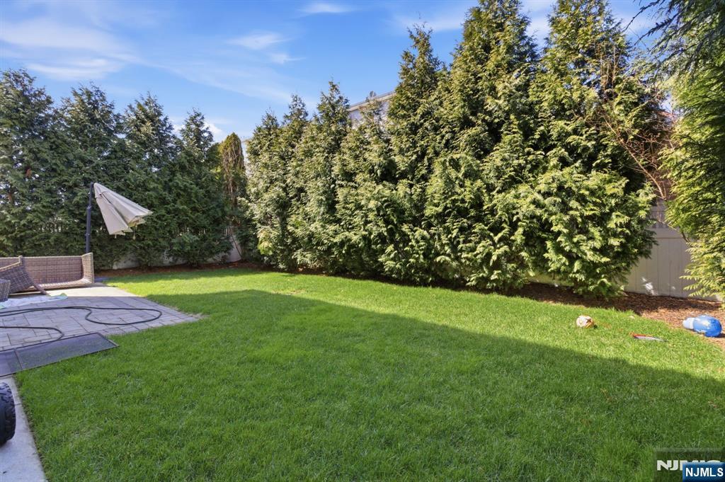 Kearny, New Jersey, 07032, United States, 6 Bedrooms Bedrooms, ,5 BathroomsBathrooms,Residential,For Sale,2032310