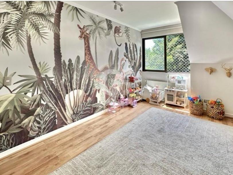 Lo Barnechea, Chile, 6 Bedrooms Bedrooms, ,5 BathroomsBathrooms,Residential,For Sale,1998928