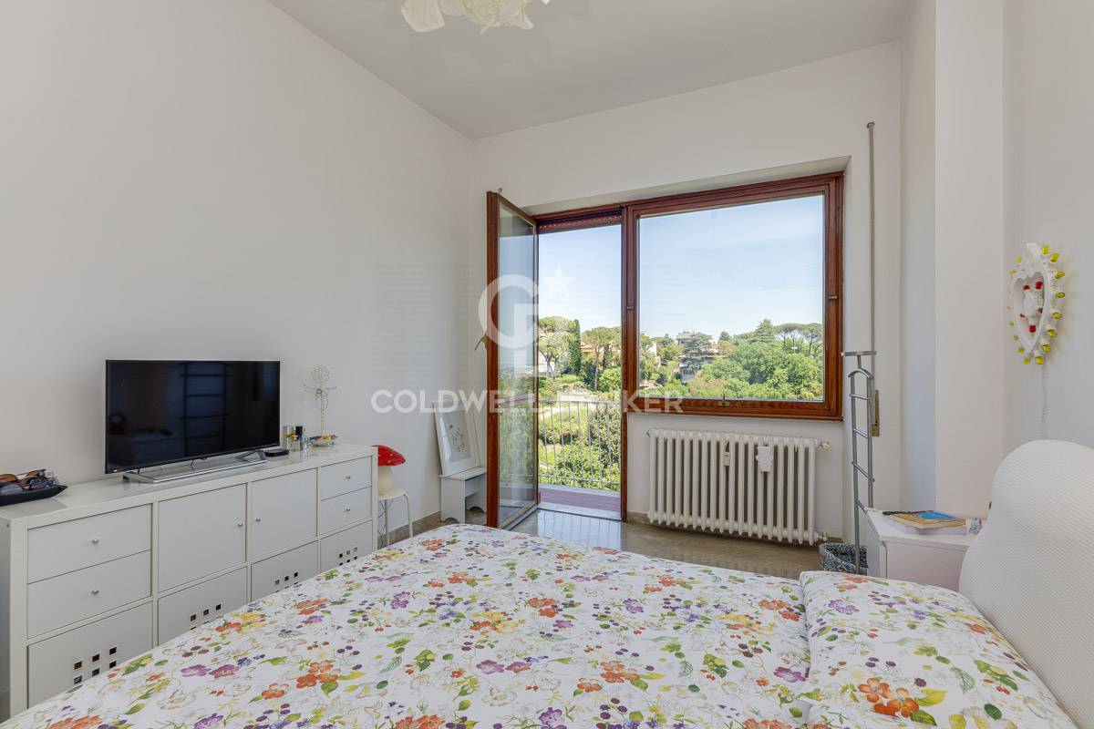 Roma, Roma, 00100, IT, 3 Bedrooms Bedrooms, ,2 BathroomsBathrooms,Residential,For Sale,1806018