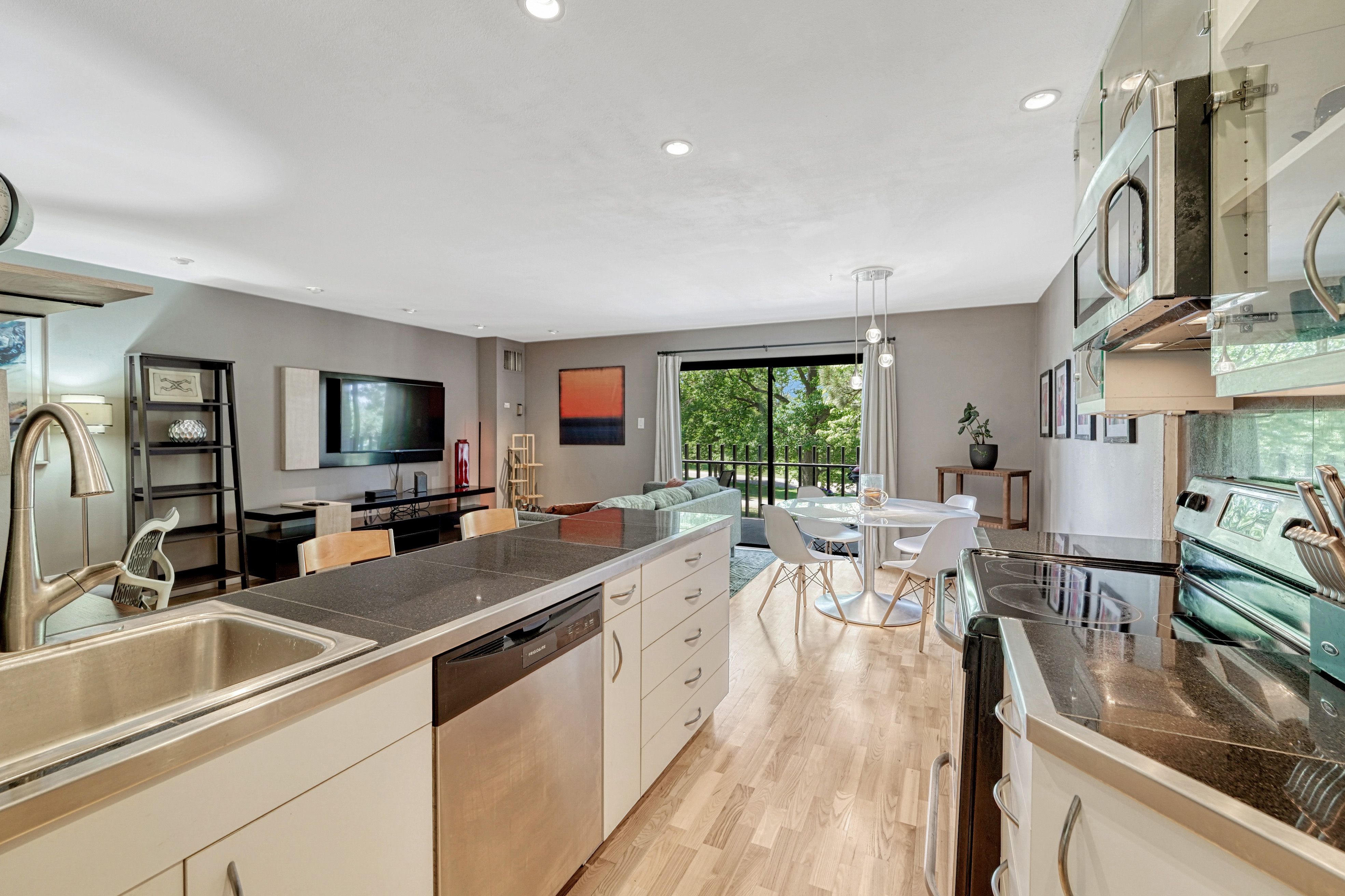  480 S Marion Parkway, Denver, CO, 80209 - 物件實景