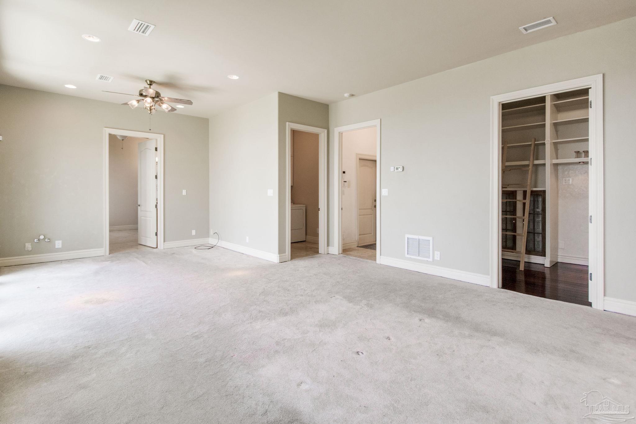 Pensacola, Florida, 32504, United States, 3 Bedrooms Bedrooms, ,4 BathroomsBathrooms,Residential,For Sale,1893551
