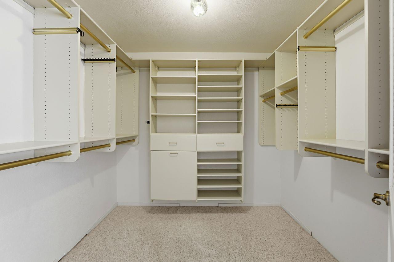 Sacramento, California, 95822, United States, 3 Bedrooms Bedrooms, ,2 BathroomsBathrooms,Residential,For Sale,1989013