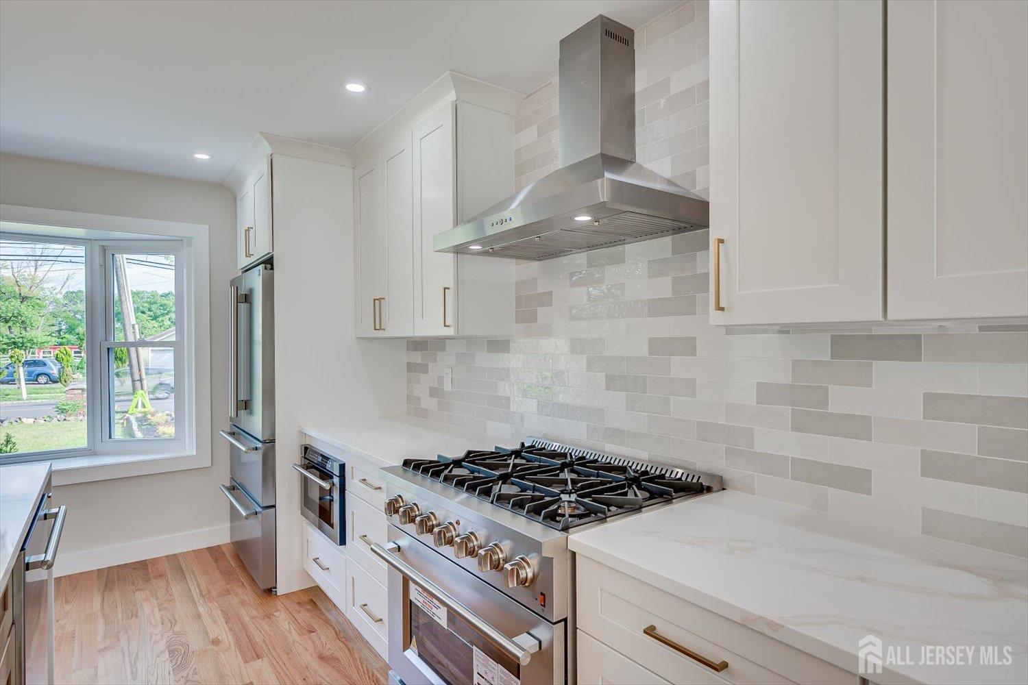 Piscataway, New Jersey, 08854, United States, 5 Bedrooms Bedrooms, ,3 BathroomsBathrooms,Residential,For Sale,2048679