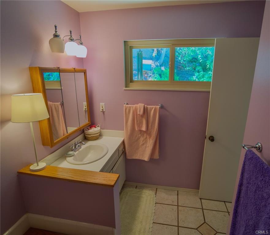 Fallbrook, California, 92028, United States, 2 Bedrooms Bedrooms, ,2 BathroomsBathrooms,Residential,For Sale,1978421