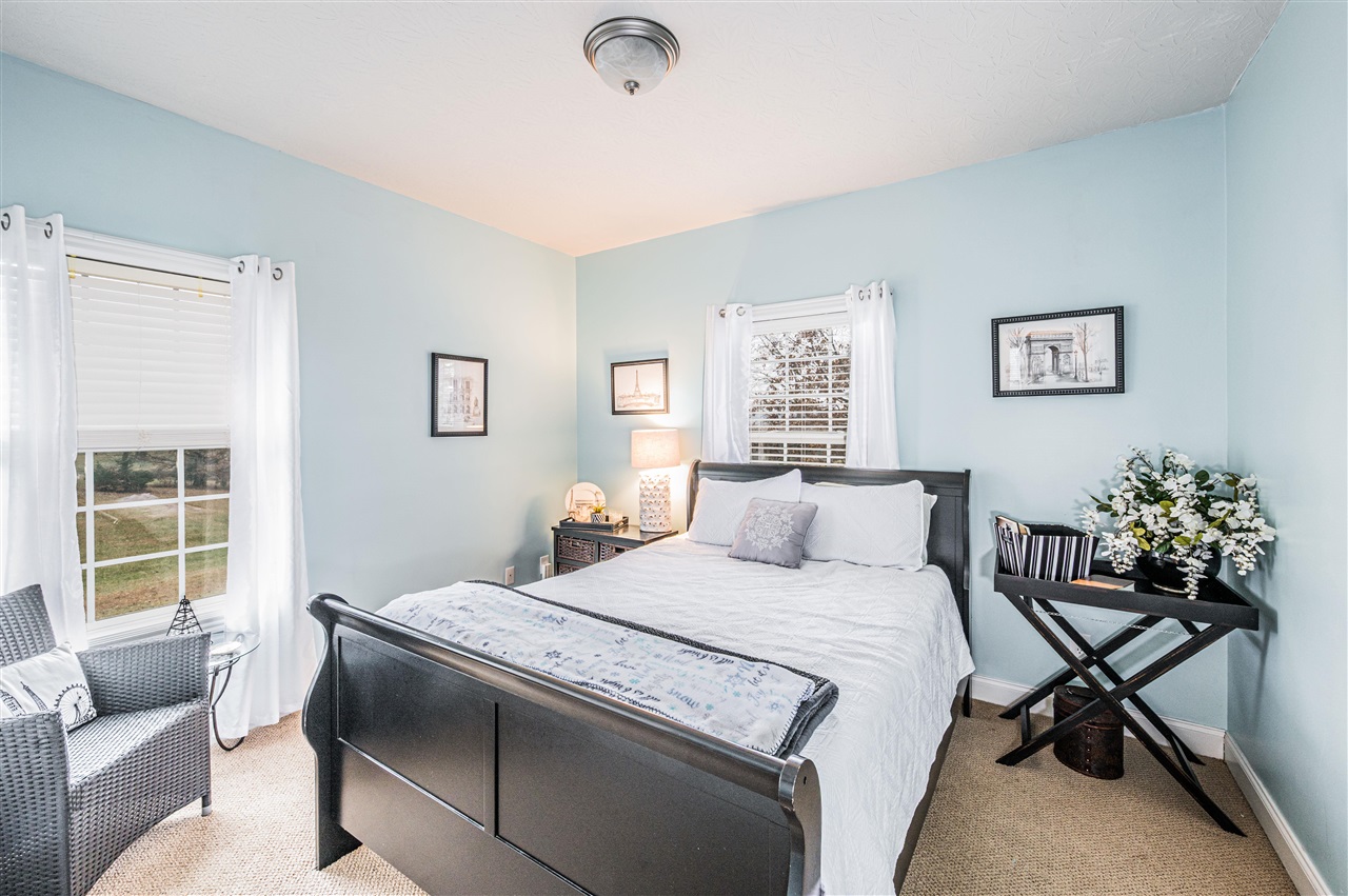 Scottsville, Kentucky, 42164, United States, 4 Bedrooms Bedrooms, ,4 BathroomsBathrooms,Residential,For Sale,2001662