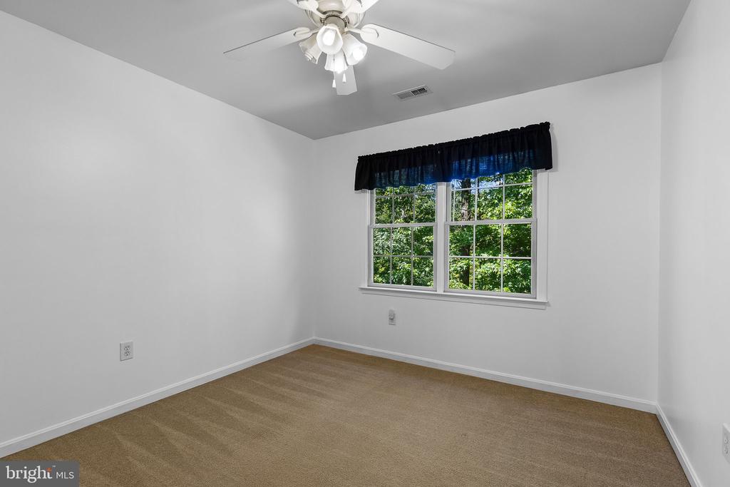 Fredericksburg, Virginia, 22408, United States, 5 Bedrooms Bedrooms, ,4 BathroomsBathrooms,Residential,For Sale,1900737