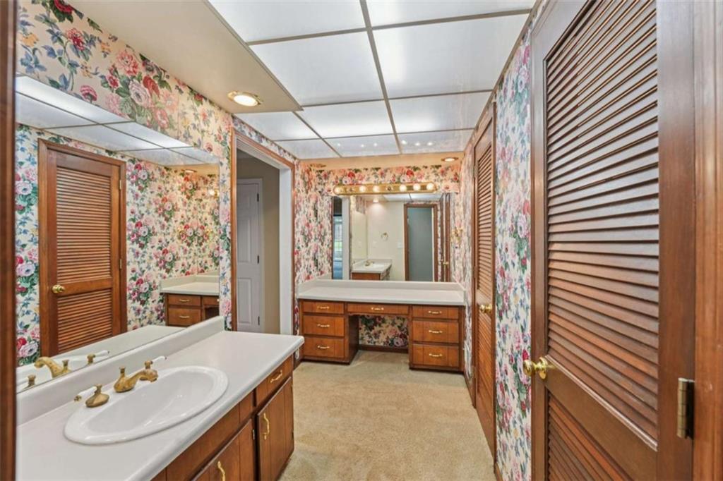 Marietta, Georgia, 30068, United States, 4 Bedrooms Bedrooms, ,3 BathroomsBathrooms,Residential,For Sale,1977177