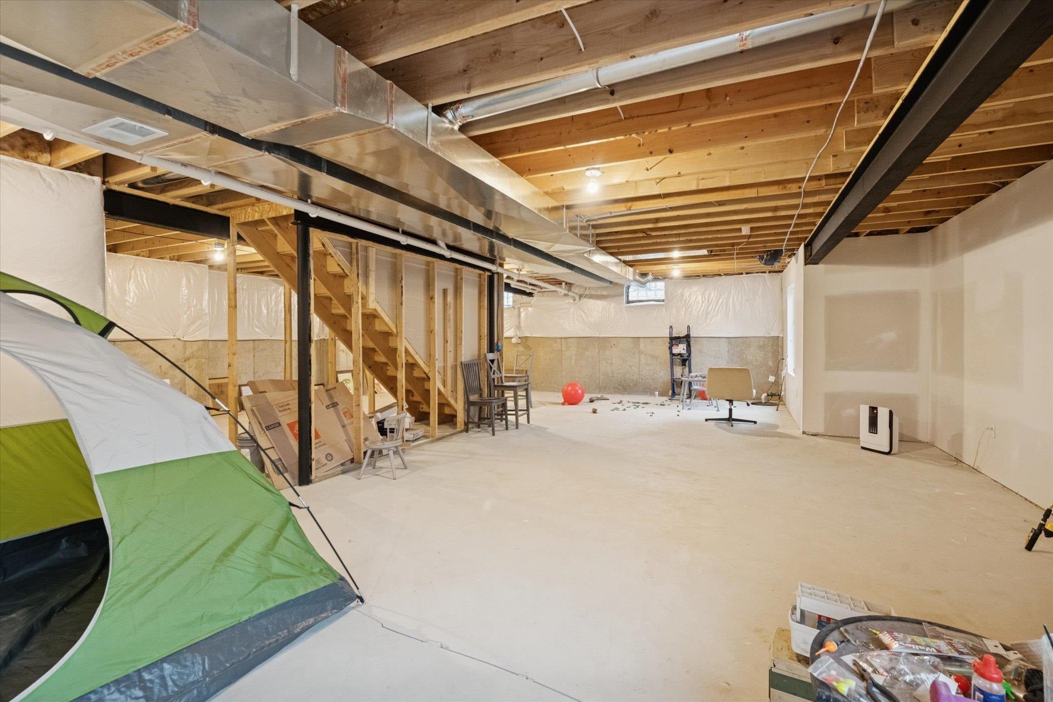 Ortonville, Michigan, 48462, United States, 5 Bedrooms Bedrooms, ,3 BathroomsBathrooms,Residential,For Sale,2008578