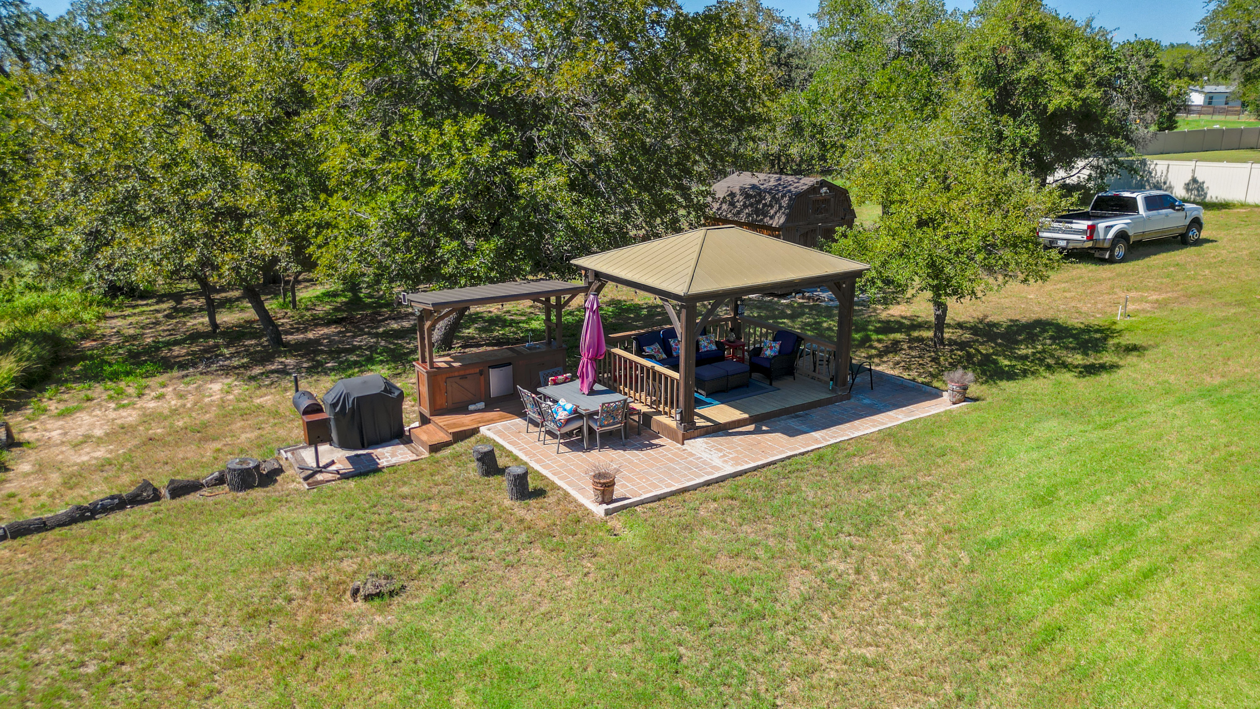 Floresville, Texas, 78114, United States, 3 Bedrooms Bedrooms, ,2 BathroomsBathrooms,Residential,For Sale,1978847