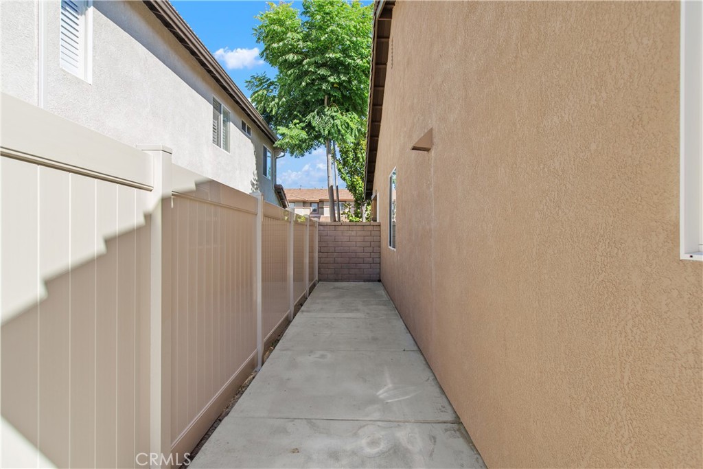 Murrieta, California, 92562, United States, 4 Bedrooms Bedrooms, ,2 BathroomsBathrooms,Residential,For Sale,1906969
