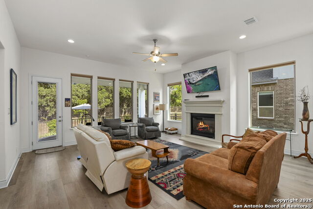 Boerne, Texas, 78006, United States, 4 Bedrooms Bedrooms, ,3 BathroomsBathrooms,Residential,For Sale,1848970